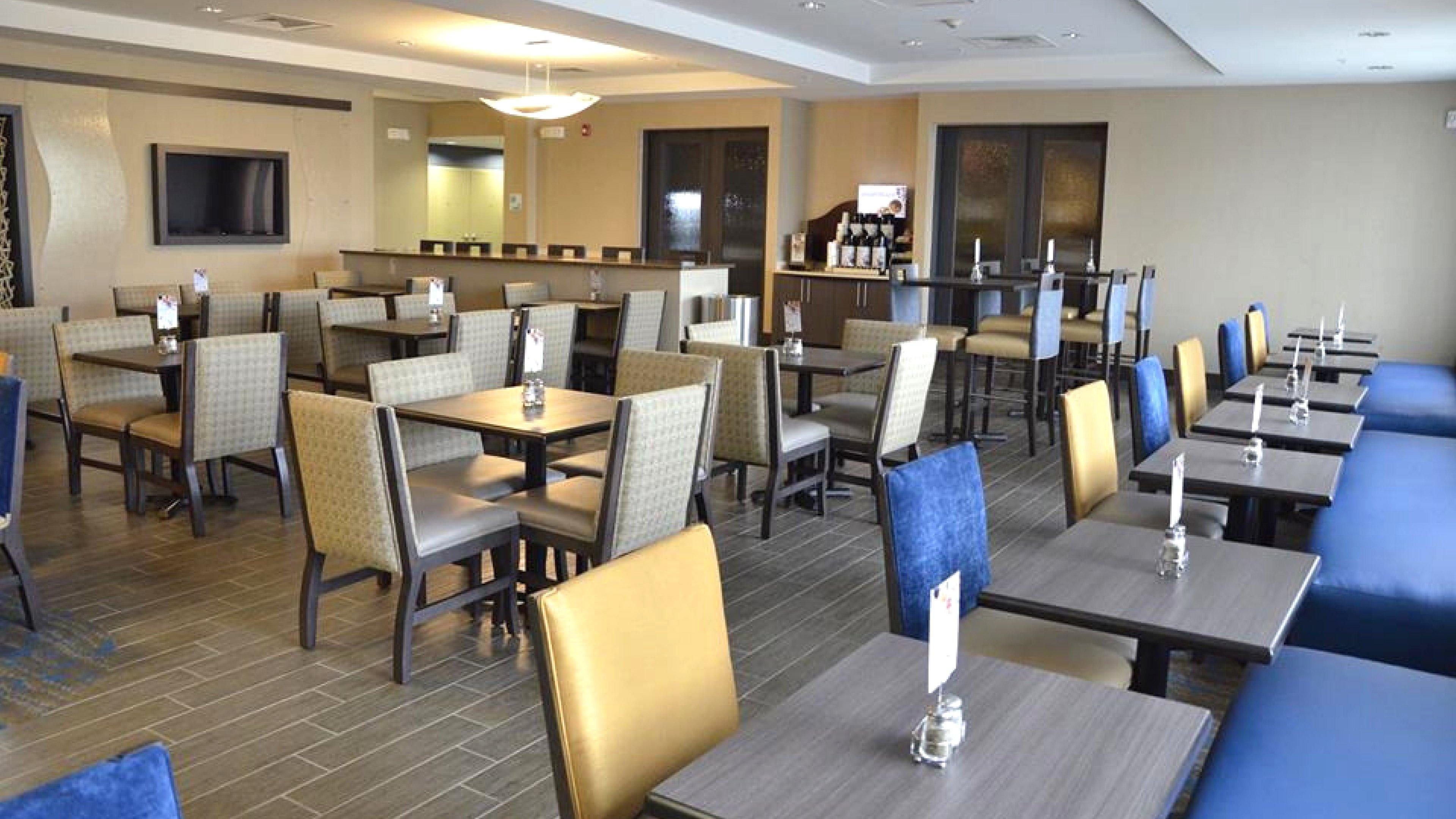 Holiday Inn Express Hotel & Suites Goldsboro - Base Area By Ihg Dış mekan fotoğraf