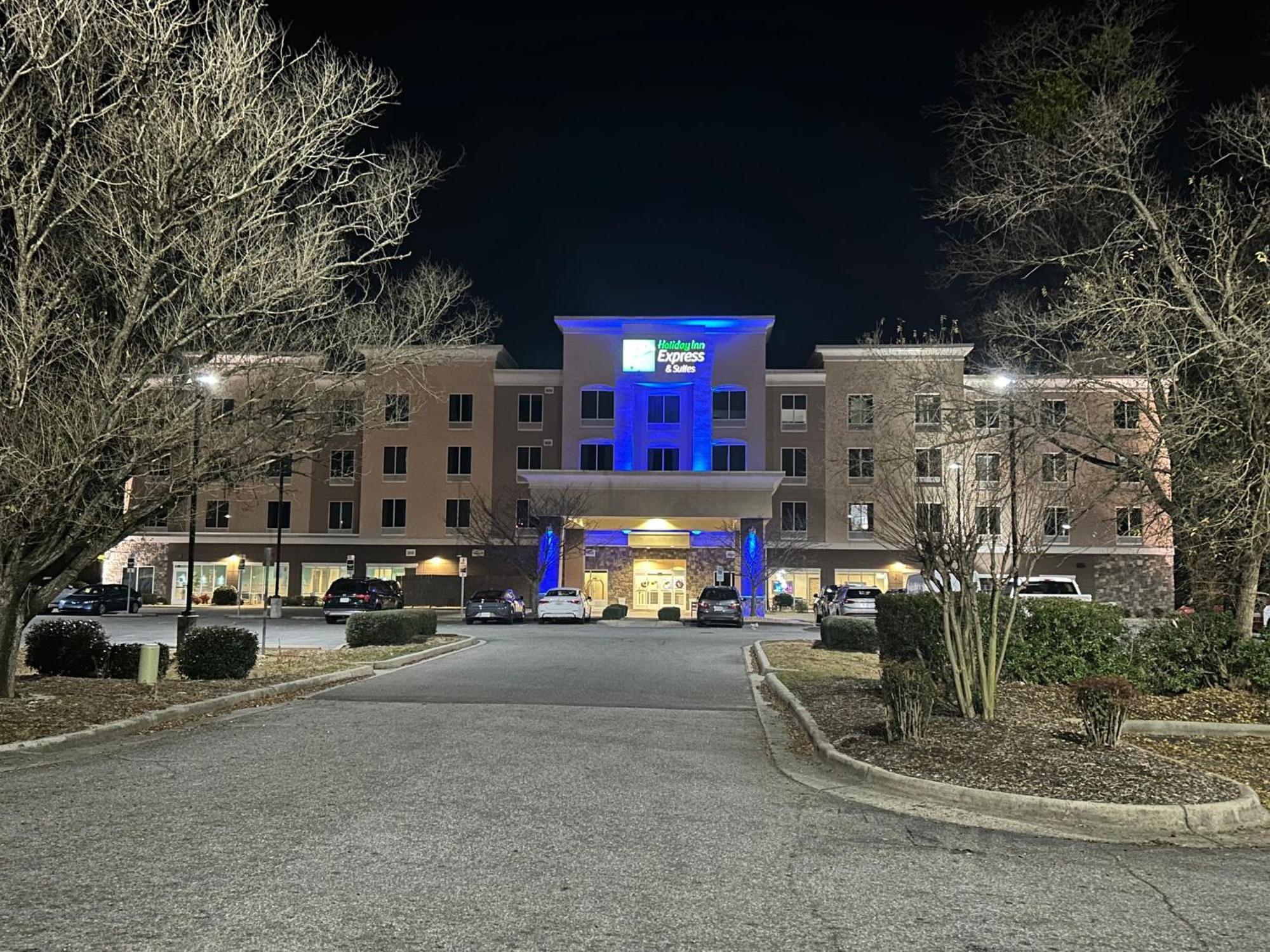 Holiday Inn Express Hotel & Suites Goldsboro - Base Area By Ihg Dış mekan fotoğraf